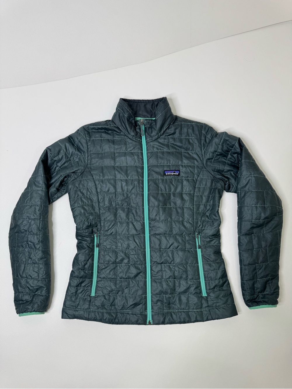 Patagonia Nano Puff Jacket Womens small